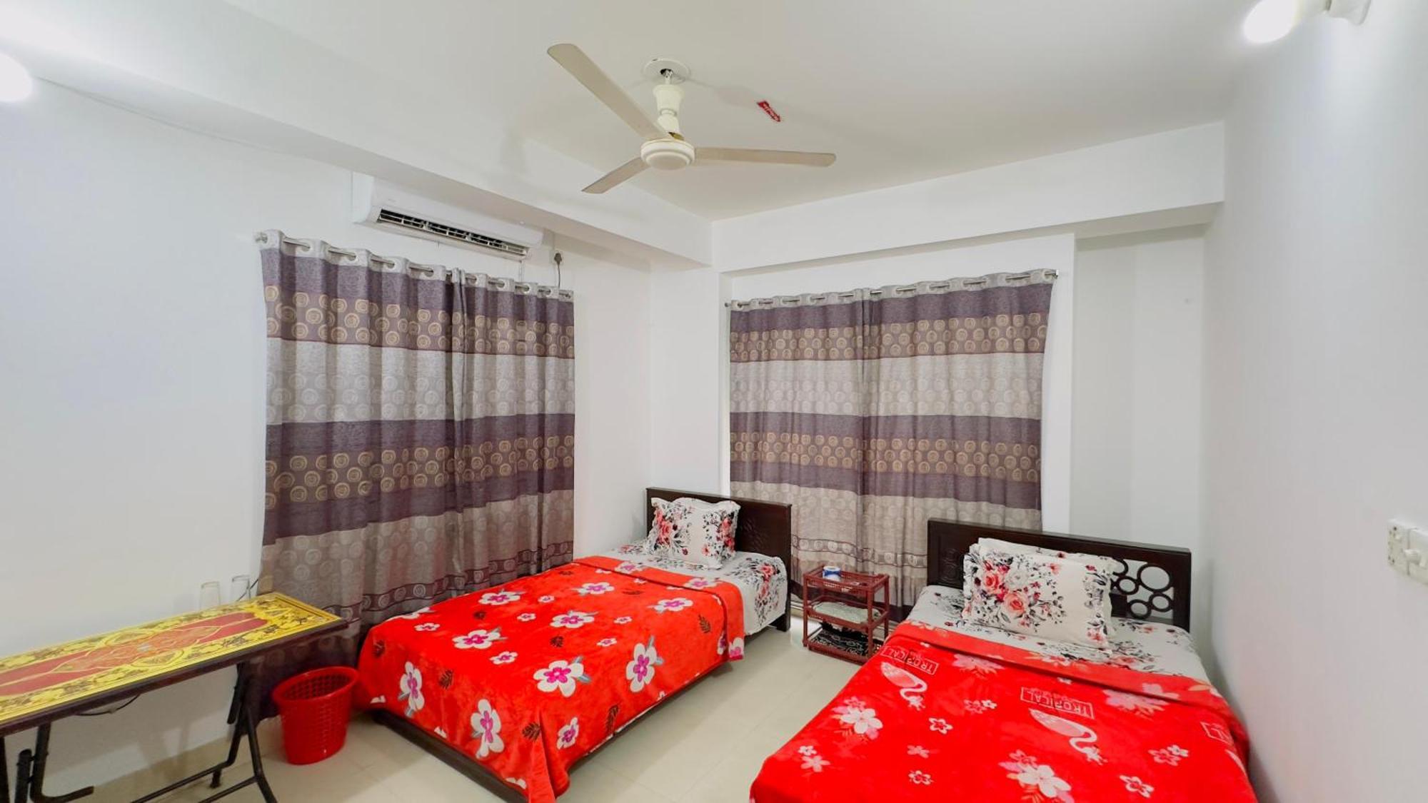 Mohammadia Restaurant & Guest House Near United Hospital داكا المظهر الخارجي الصورة