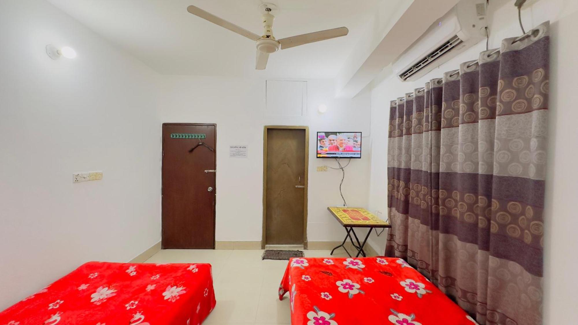 Mohammadia Restaurant & Guest House Near United Hospital داكا المظهر الخارجي الصورة